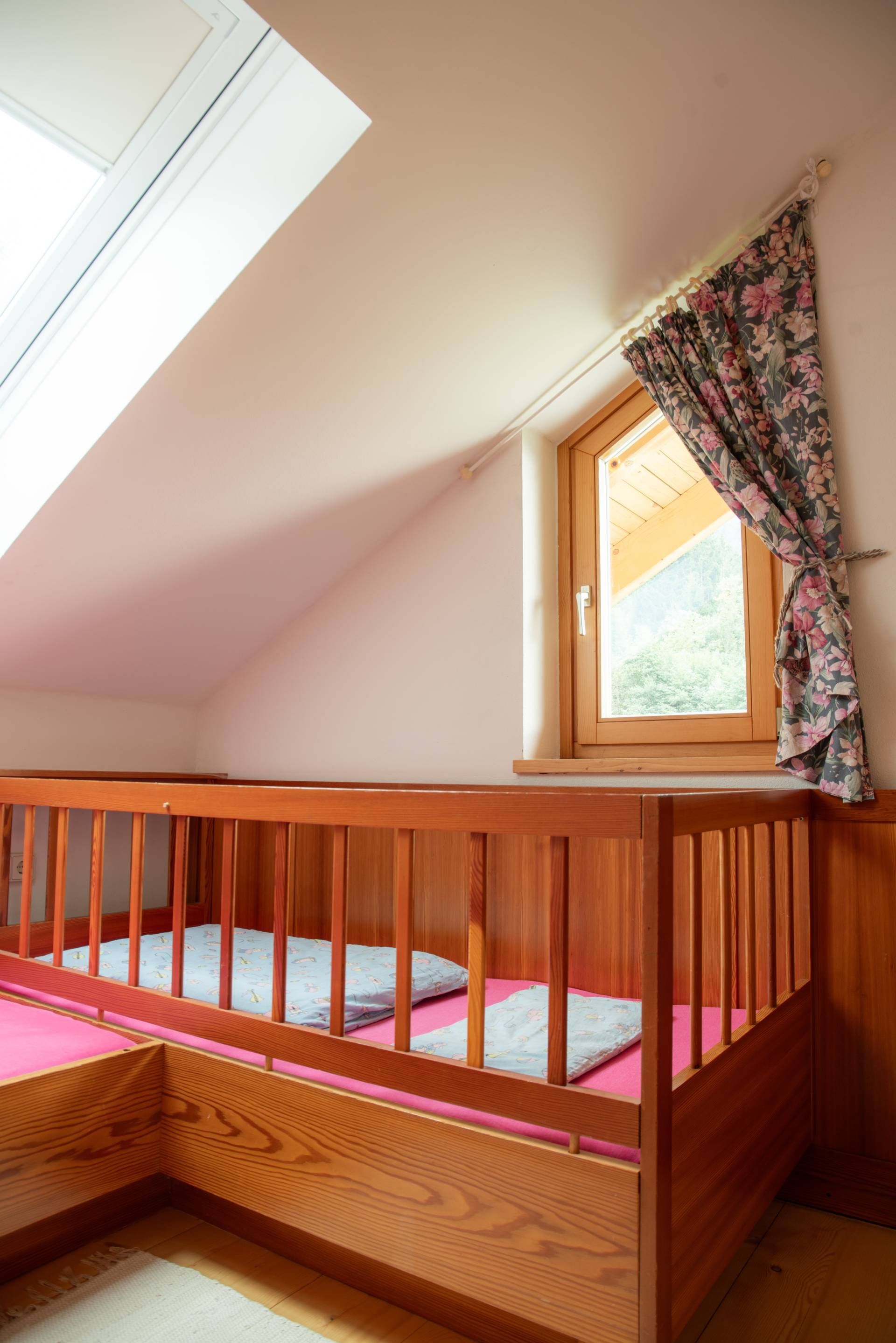 Gitterbett für Kinder